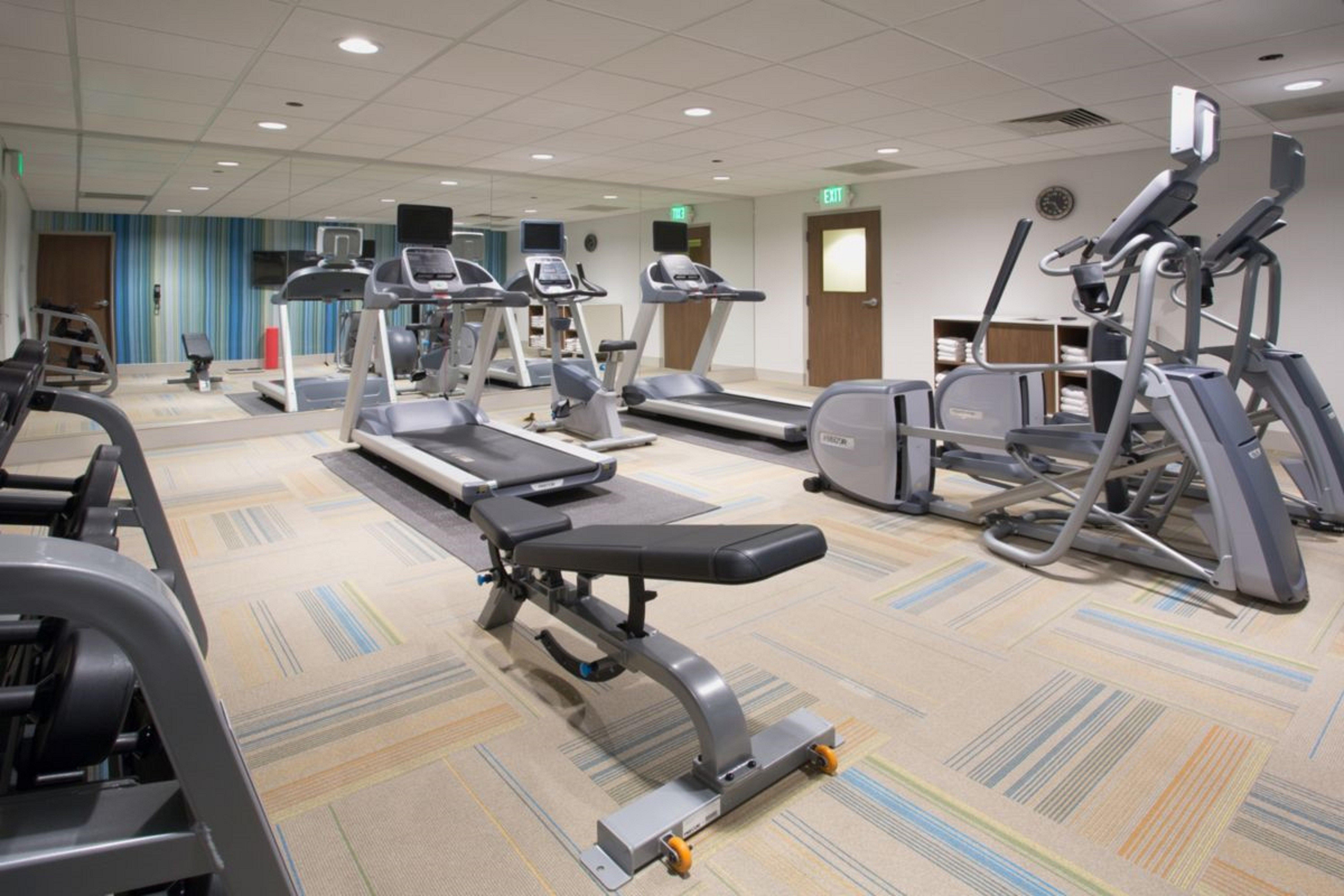 Holiday Inn Express & Suites - Fayetteville South By Ihg Exteriör bild