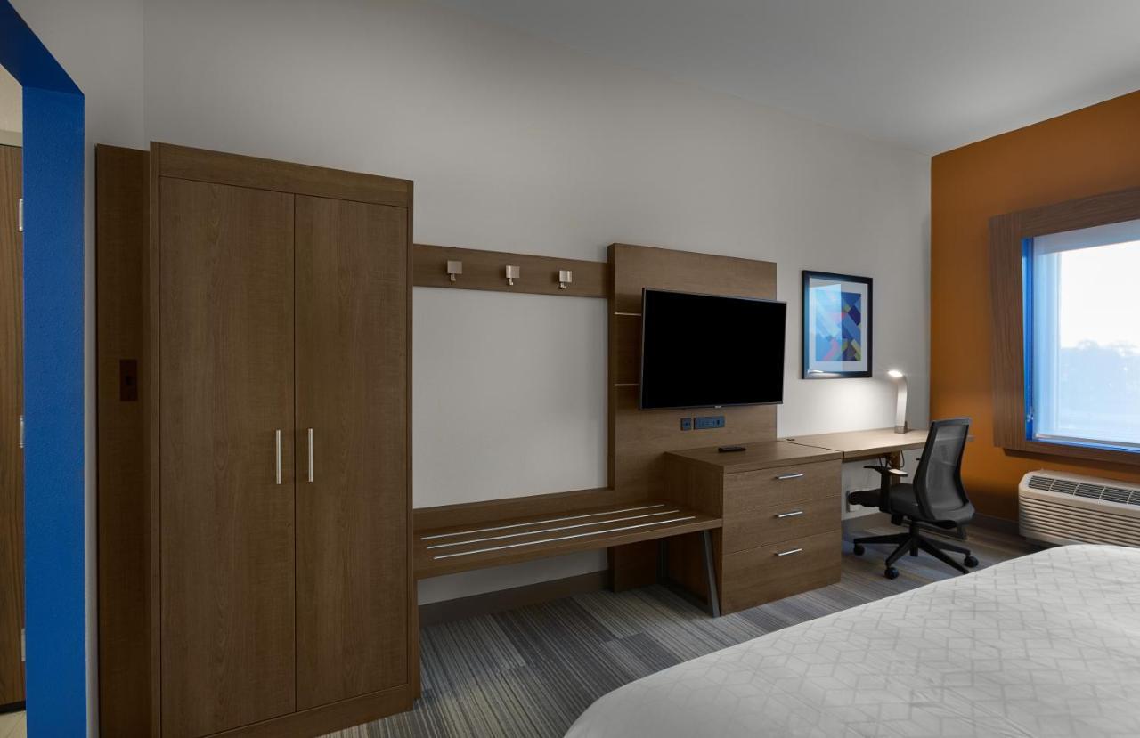 Holiday Inn Express & Suites - Fayetteville South By Ihg Exteriör bild